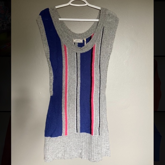 Guess Sweater Dress - Picture 1 of 3